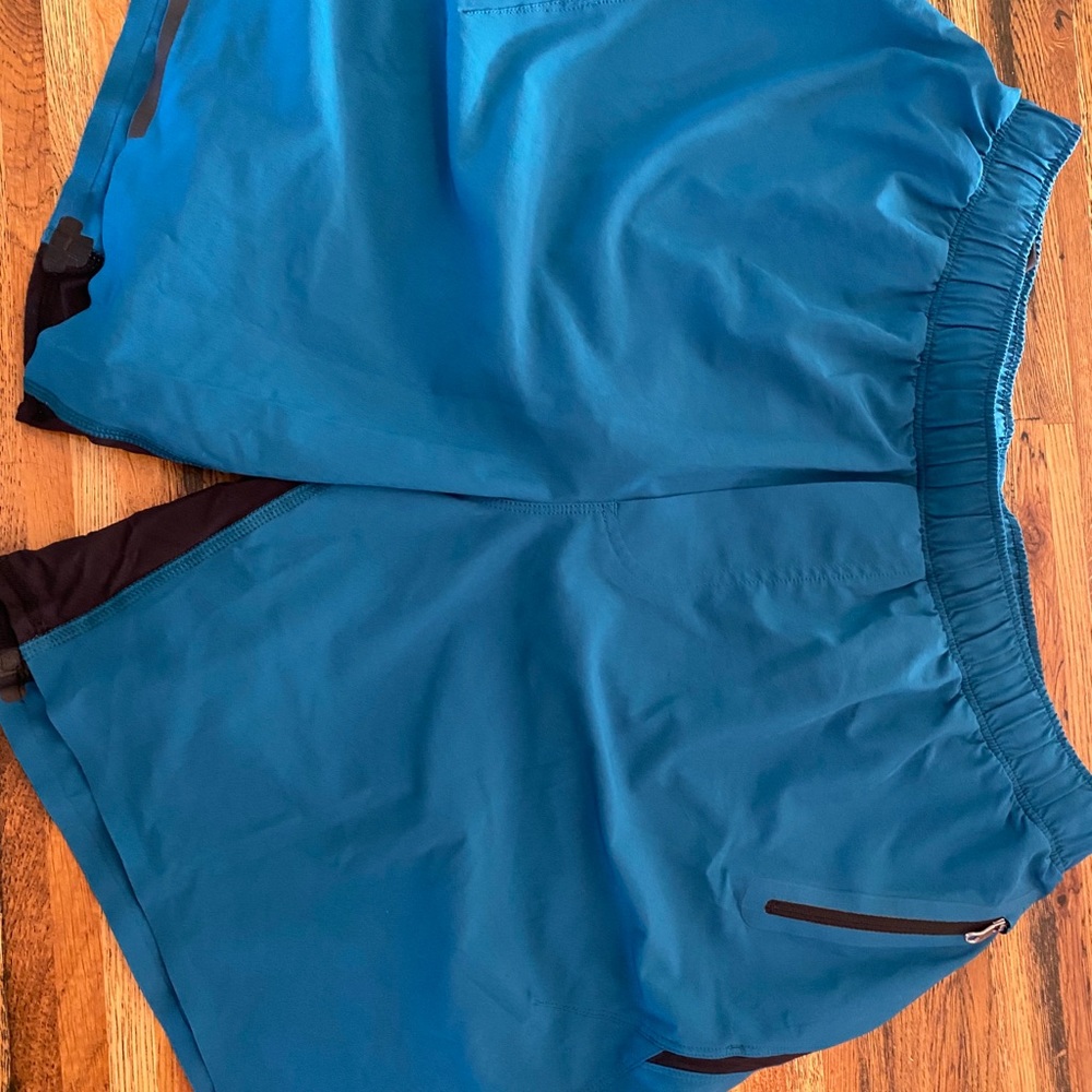 Lulu Lemon Men’s Athletic Shorts